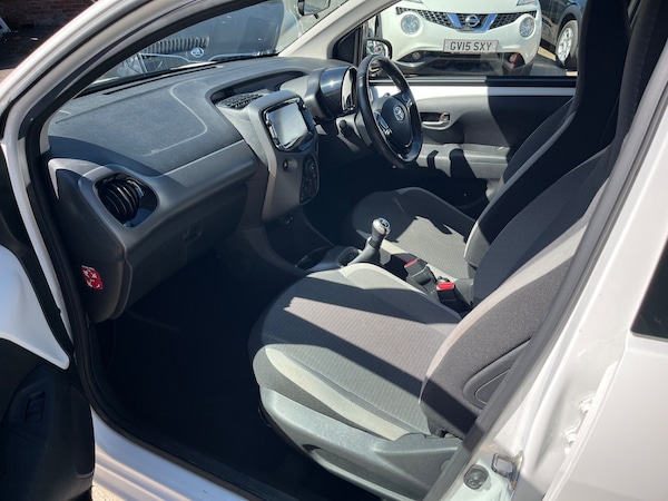Used Toyota AYGO 2021 for sale - 74824712: Photo 12