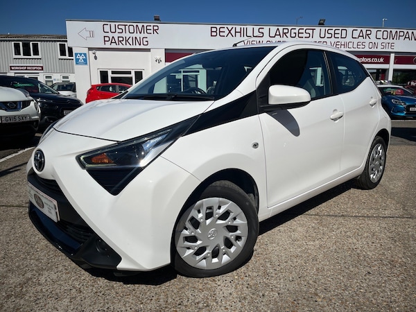 Used Toyota AYGO 2021 for sale - 74824712: Photo 1