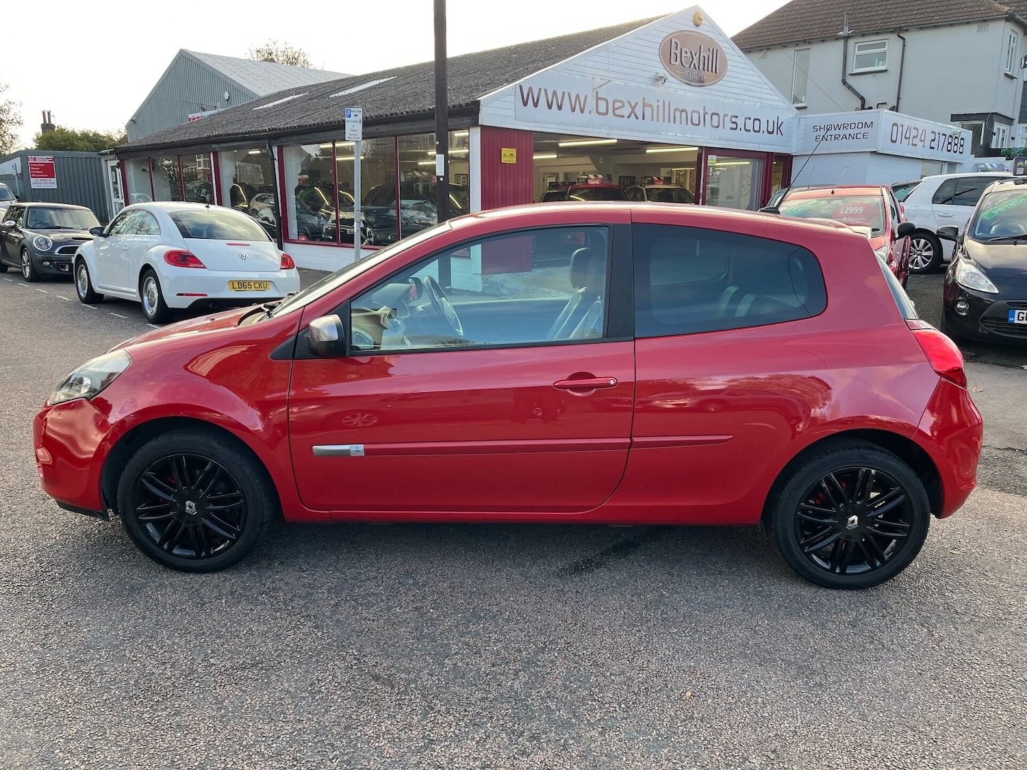 Used Renault Clio 2011 for sale - 76334341: Photo 10