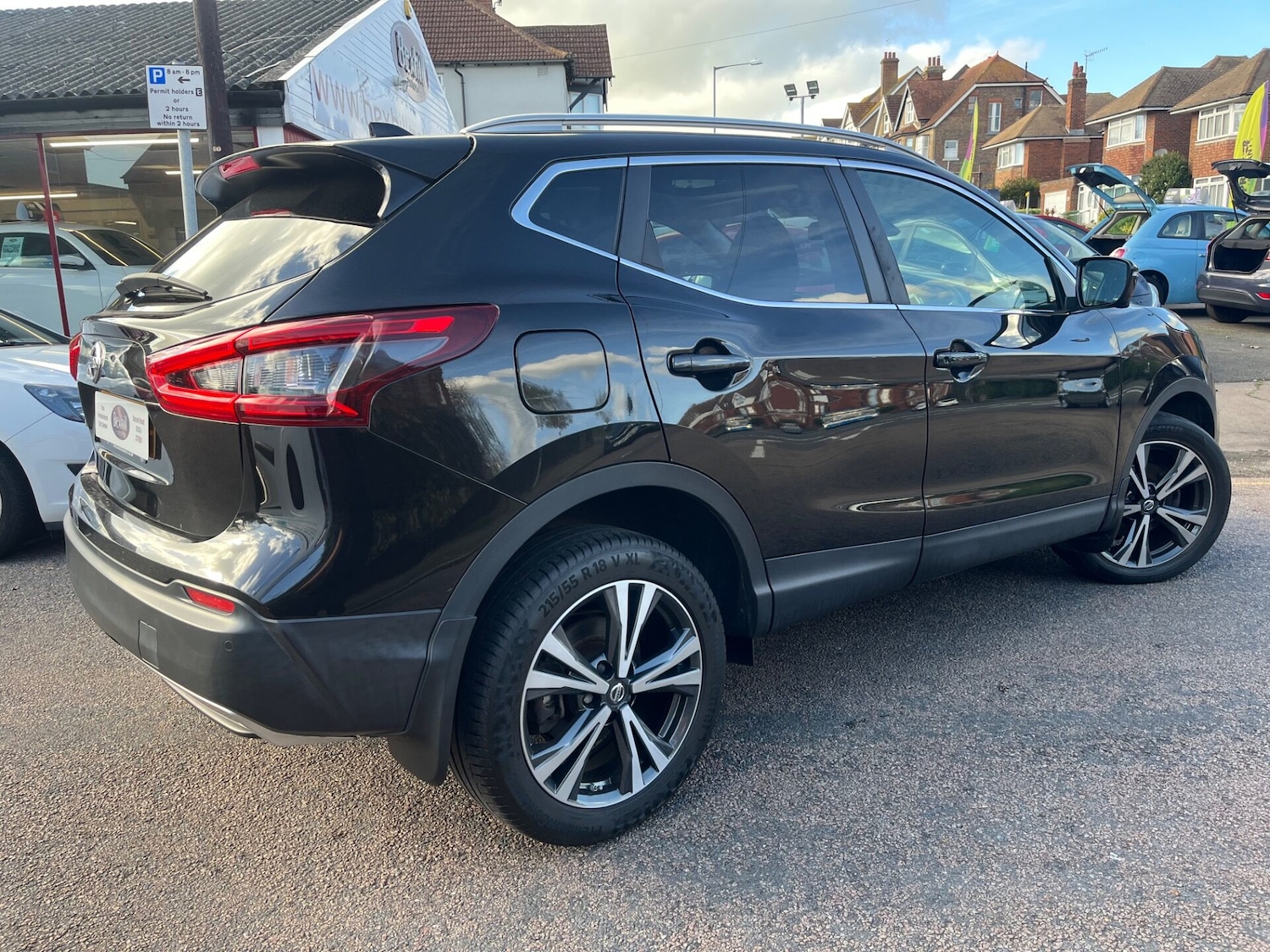 Used Nissan Qashqai 2018 for sale - 76394969: Photo 2