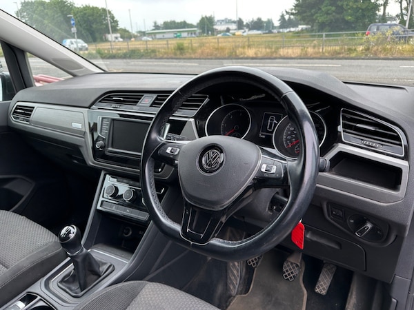 Used Volkswagen Touran 2016 for sale - 75423468: Photo 9