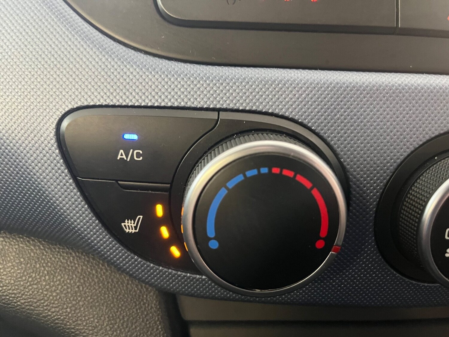 Used Hyundai i10 2015 for sale - 77820378: Photo 16