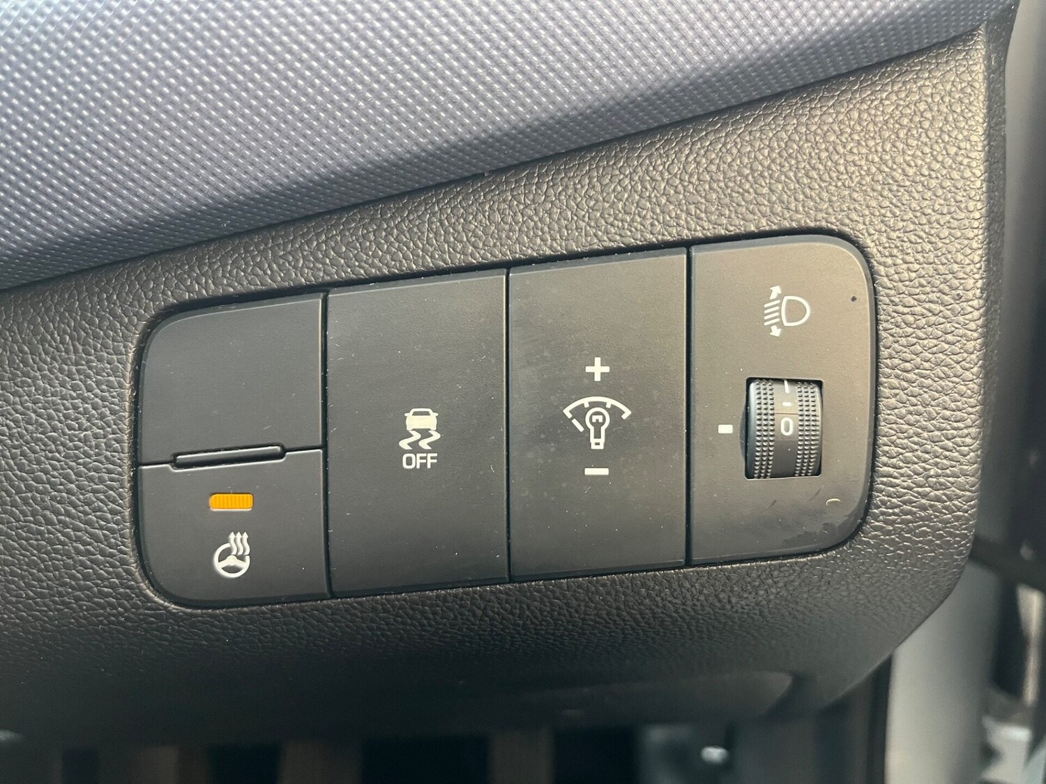 Used Hyundai i10 2015 for sale - 77820378: Photo 18