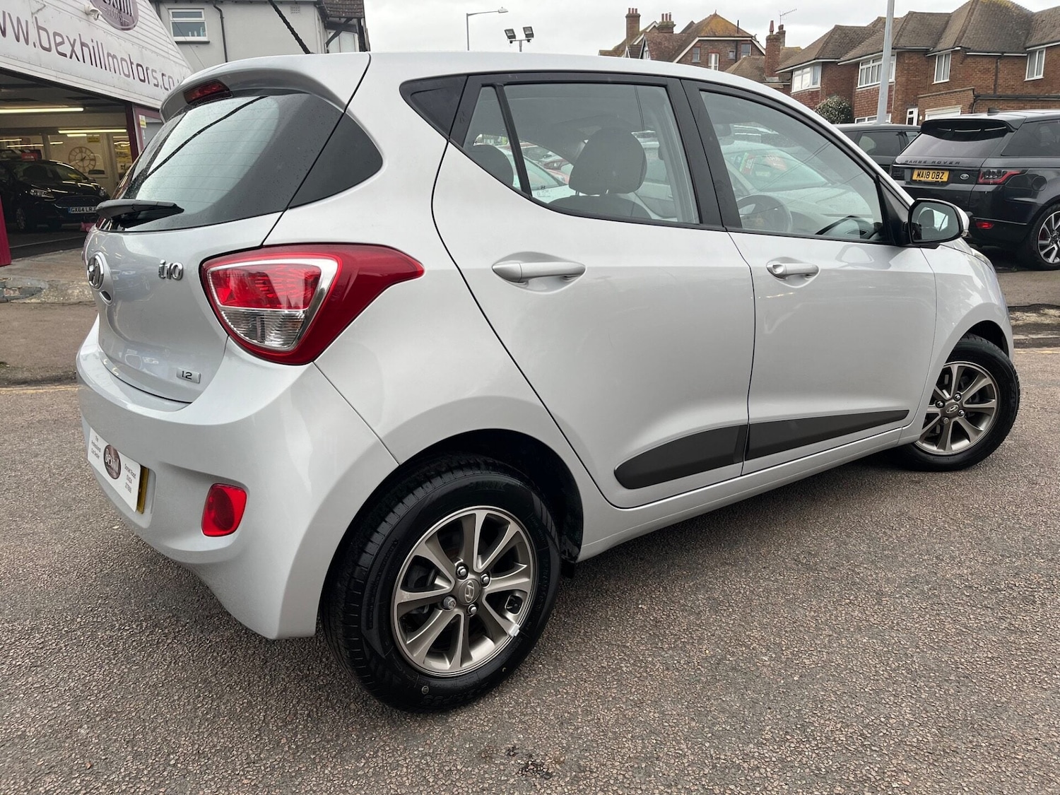 Used Hyundai i10 2015 for sale - 77820378: Photo 2