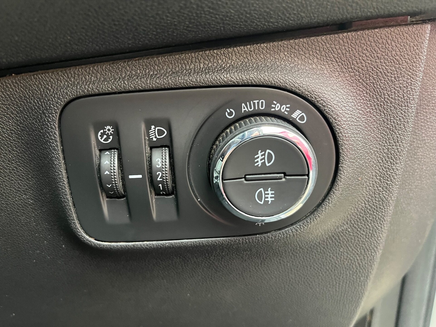 Used Vauxhall Corsa 2018 for sale - 77055983: Photo 20