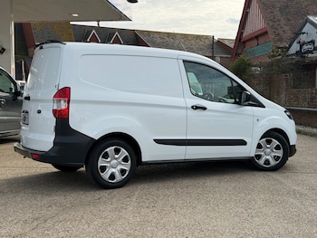Used Ford Transit Courier 2020 for sale - 78851840: Photo