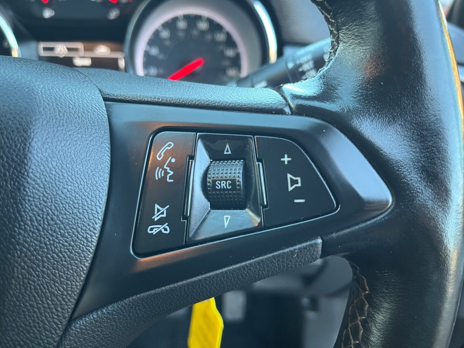 Used Vauxhall Astra 2017 for sale - 76807111: Photo 16