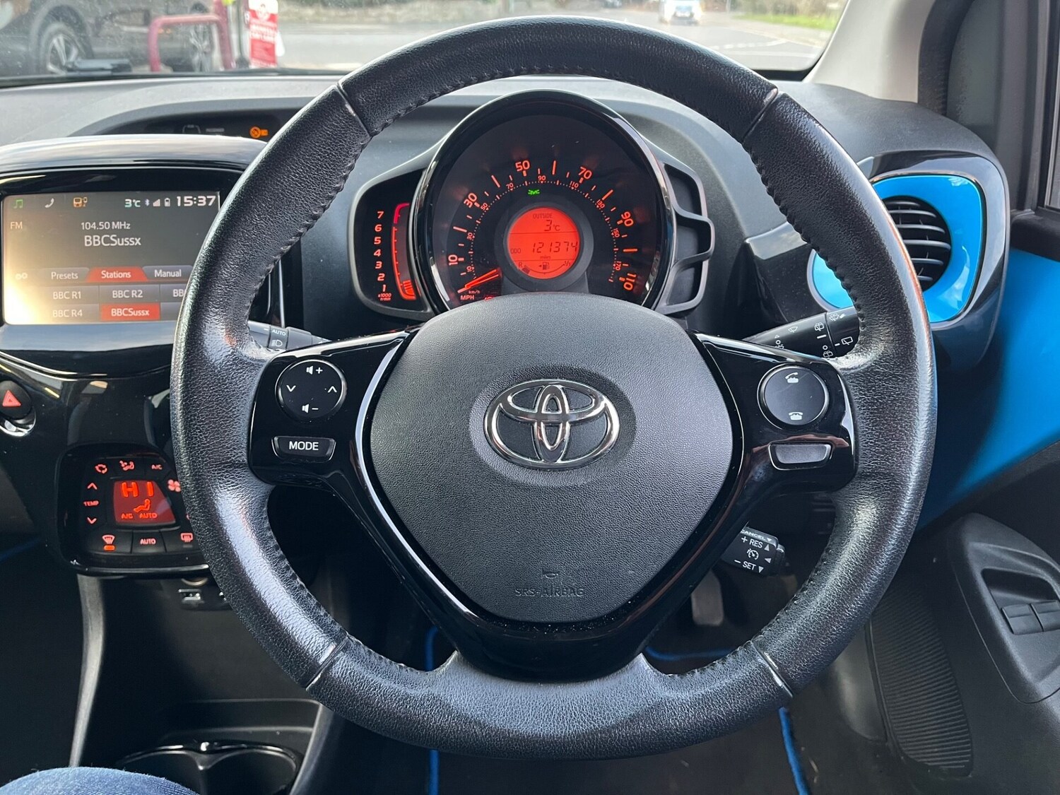 Used Toyota AYGO 2015 for sale - 76625319: Photo 12