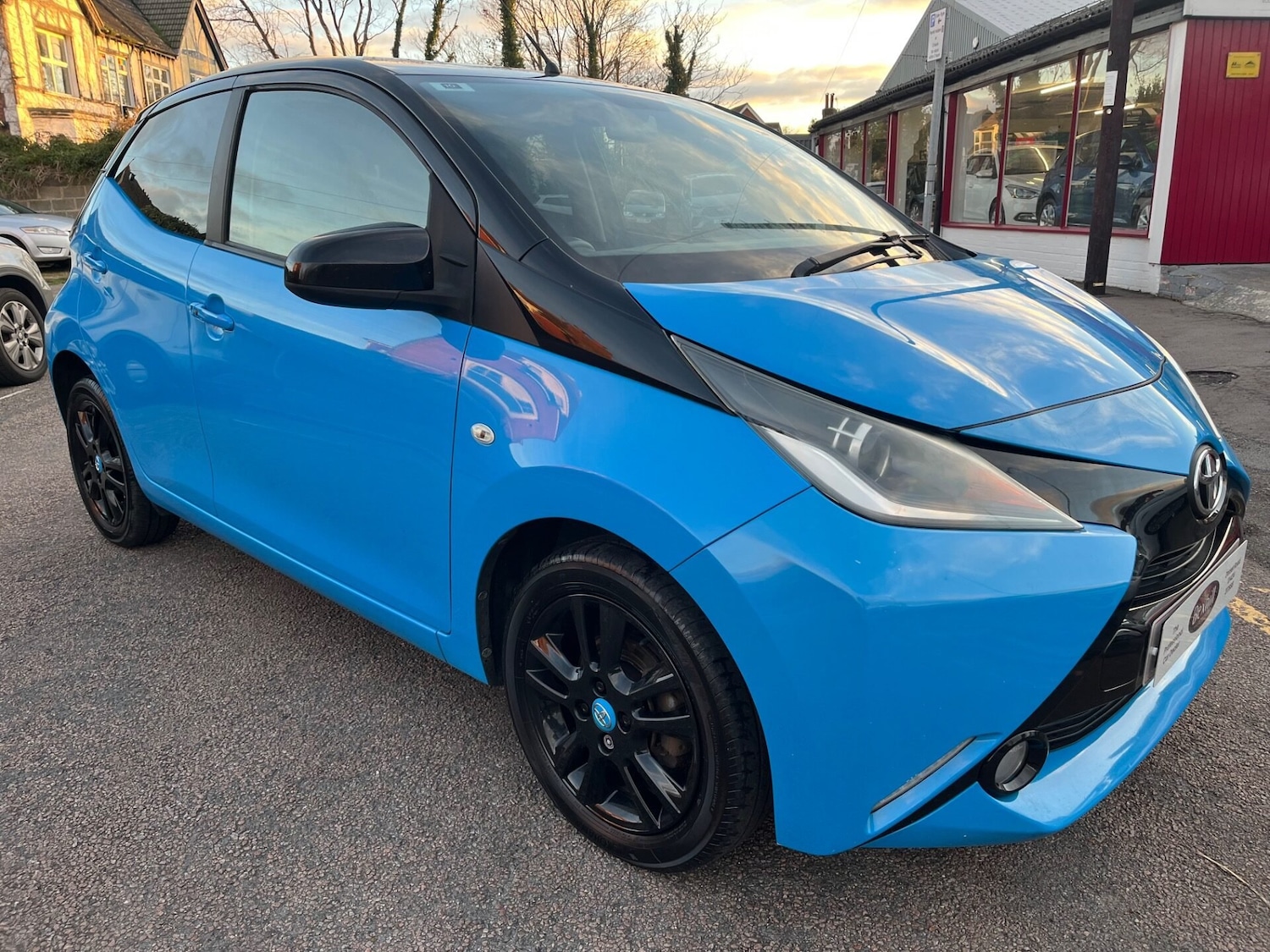 Used Toyota AYGO 2015 for sale - 76625319: Photo 4