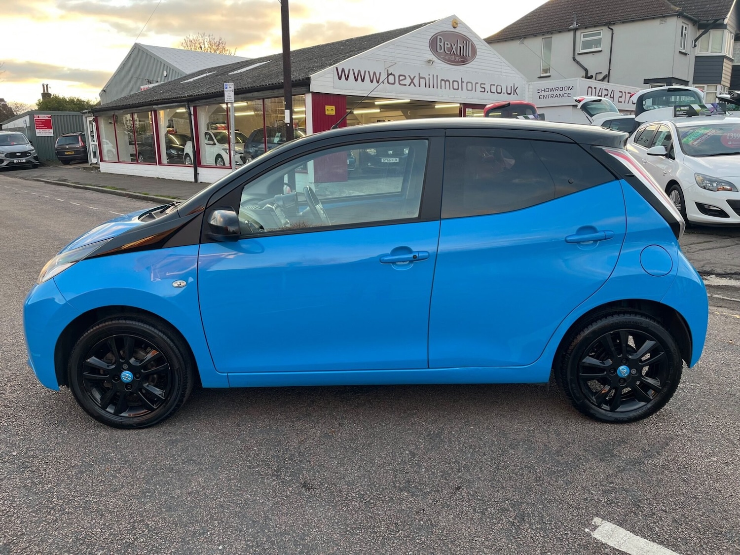 Used Toyota AYGO 2015 for sale - 76625319: Photo 9