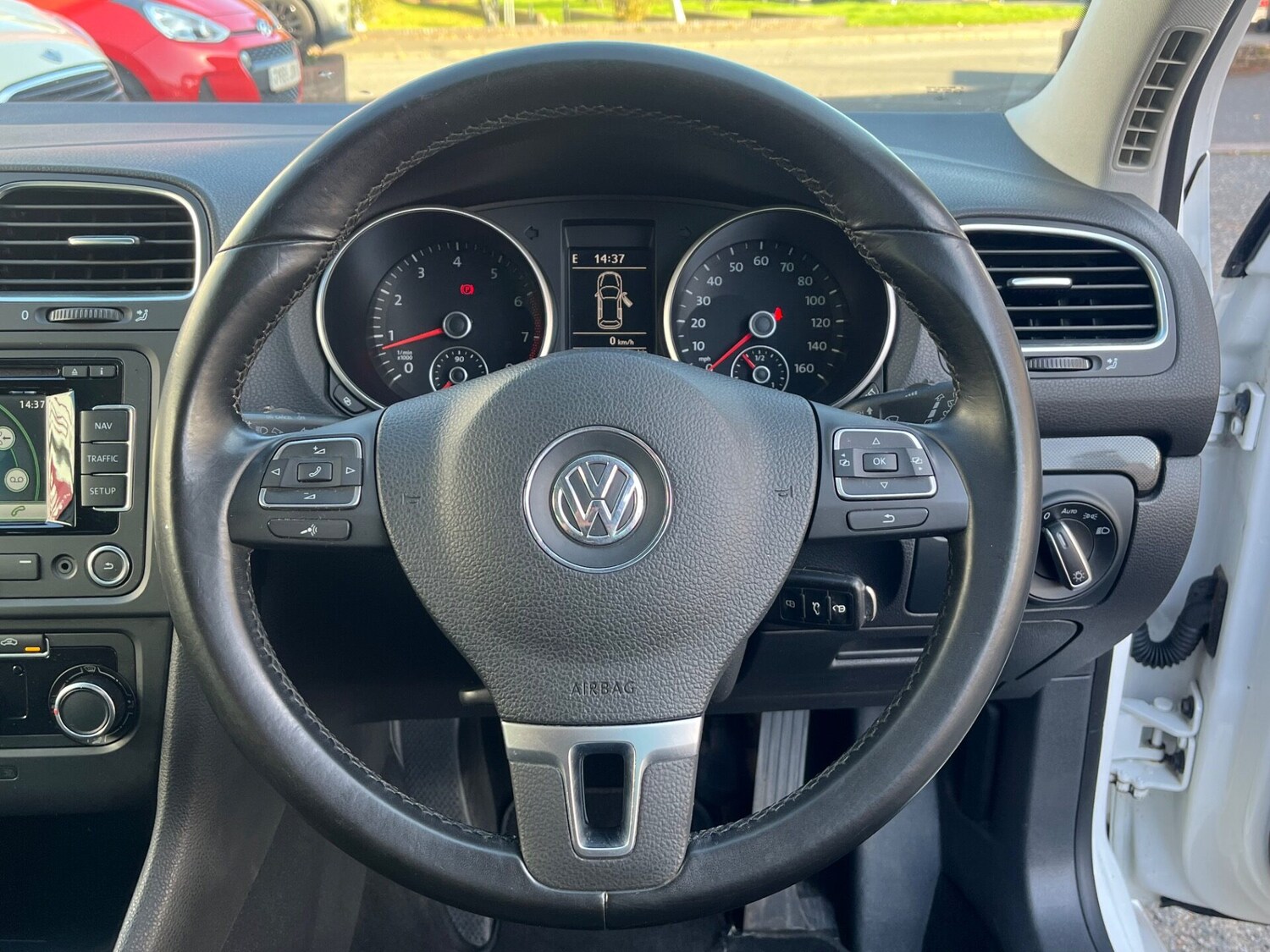 Used Volkswagen Golf 2012 for sale - 76243039: Photo 12