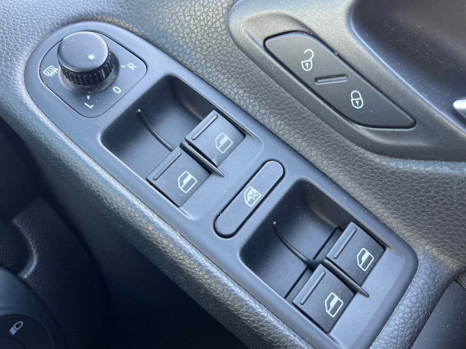 Used Volkswagen Golf 2012 for sale - 76243039: Photo 25