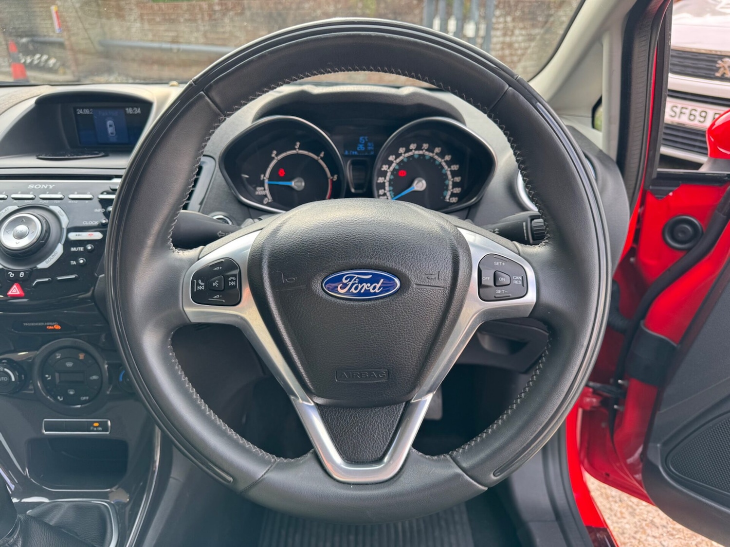 Used Ford Fiesta 2013 for sale - 76236472: Photo 12