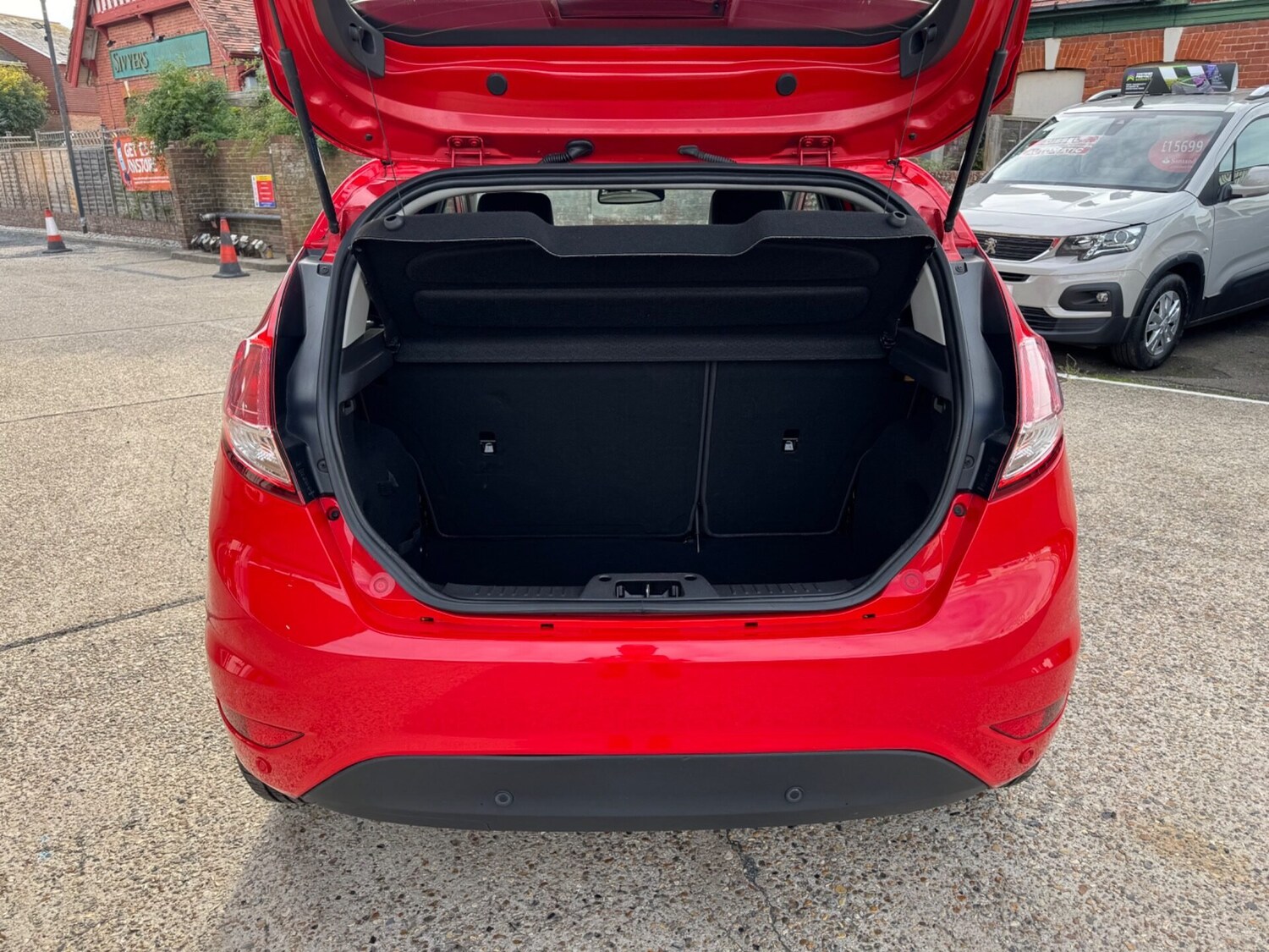 Used Ford Fiesta 2013 for sale - 76236472: Photo 7