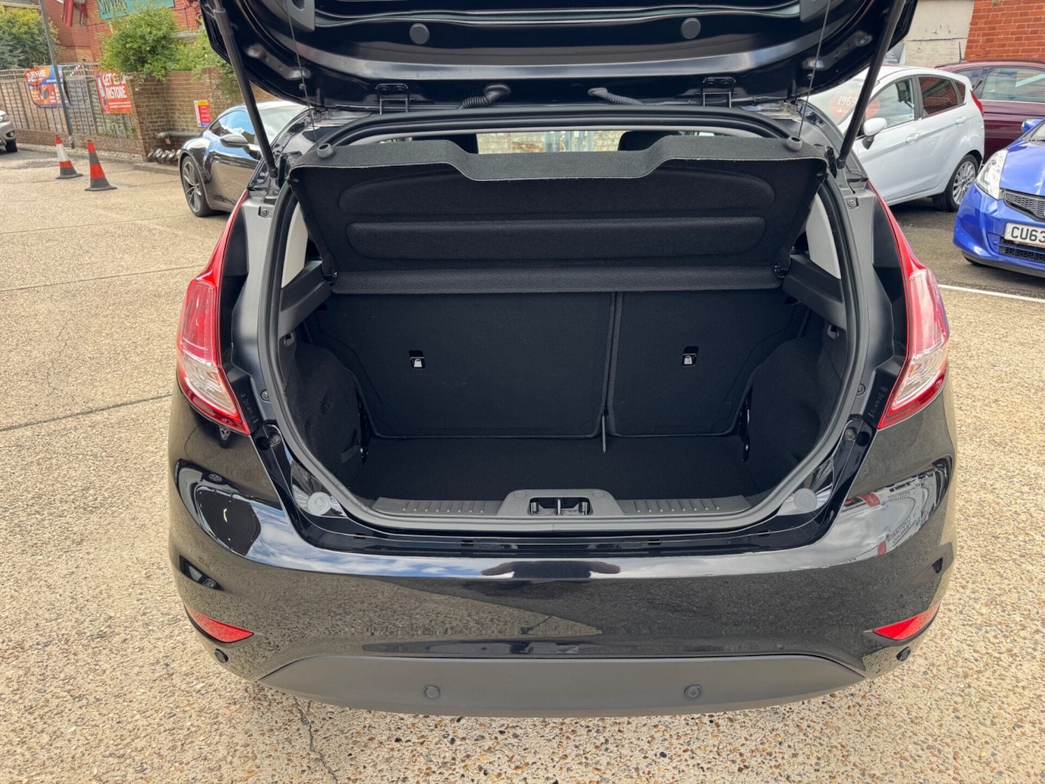 Used Ford Fiesta 2016 for sale - 76961705: Photo 7