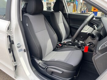 Used Hyundai i20 2016 for sale - 75426113: Photo