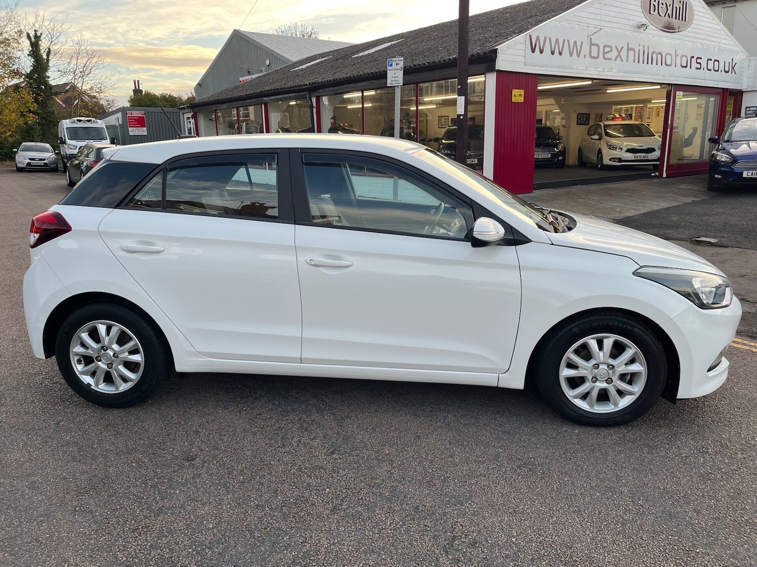 Used Hyundai i20 2016 for sale - 76353755: Photo 8