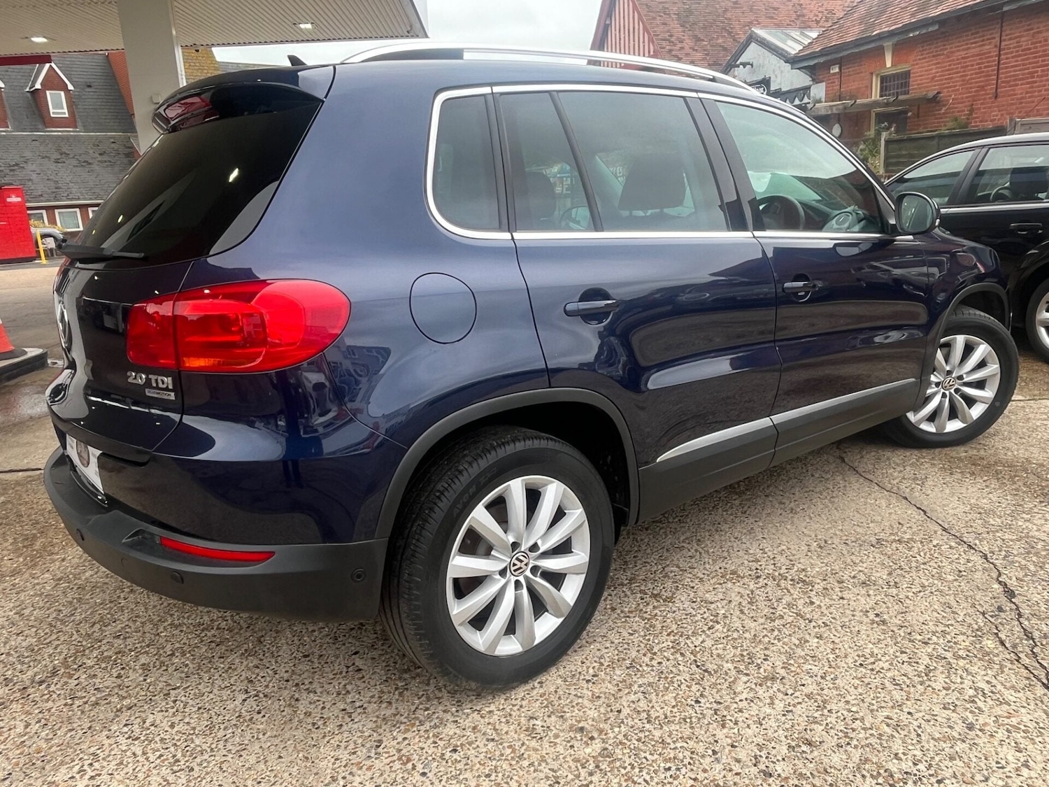 Used Volkswagen Tiguan 2014 for sale - 76961704: Photo 2