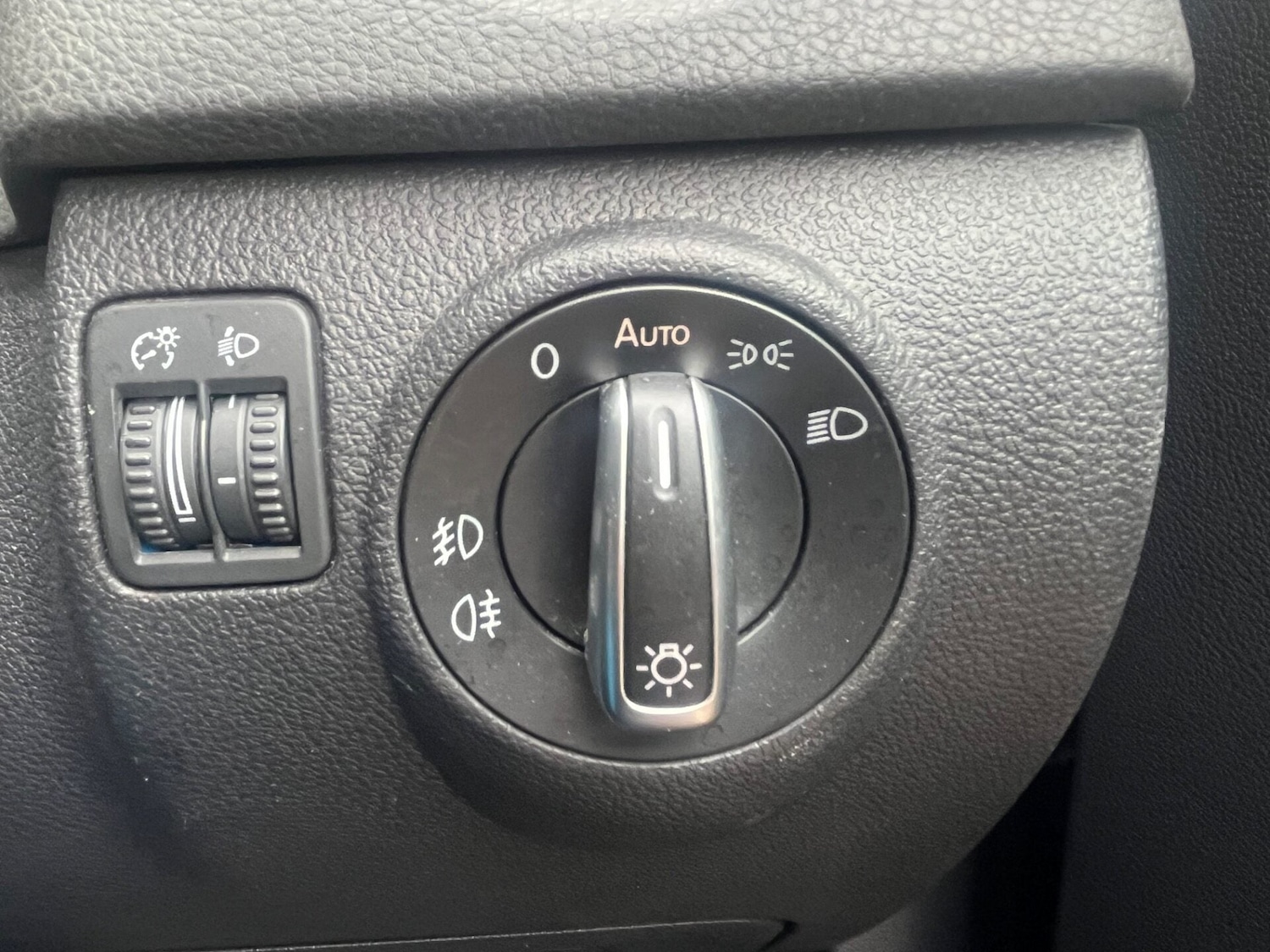 Used Volkswagen Tiguan 2014 for sale - 76961704: Photo 22