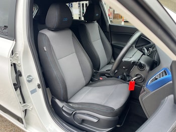 Used Hyundai i20 2016 for sale - 75643734: Photo