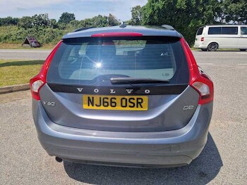 Used Volvo V60 2016 for sale - 75336418: Photo