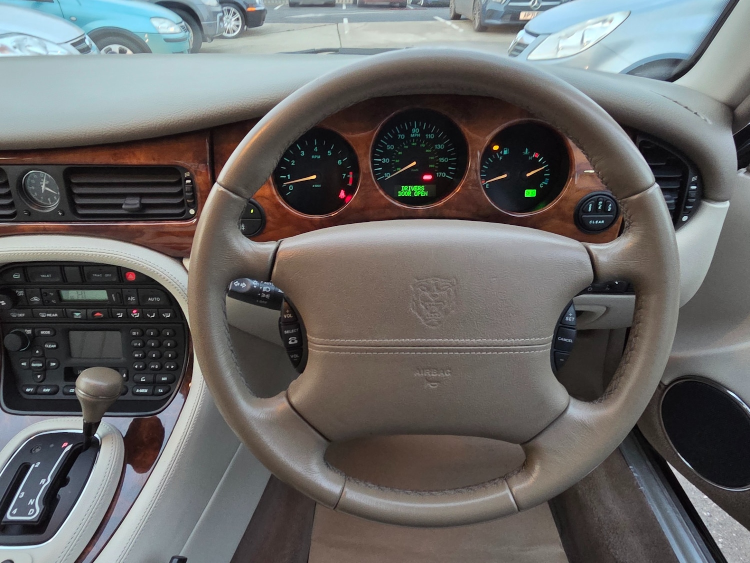 Used Jaguar XJ 2001 for sale - 76504902: Photo 19