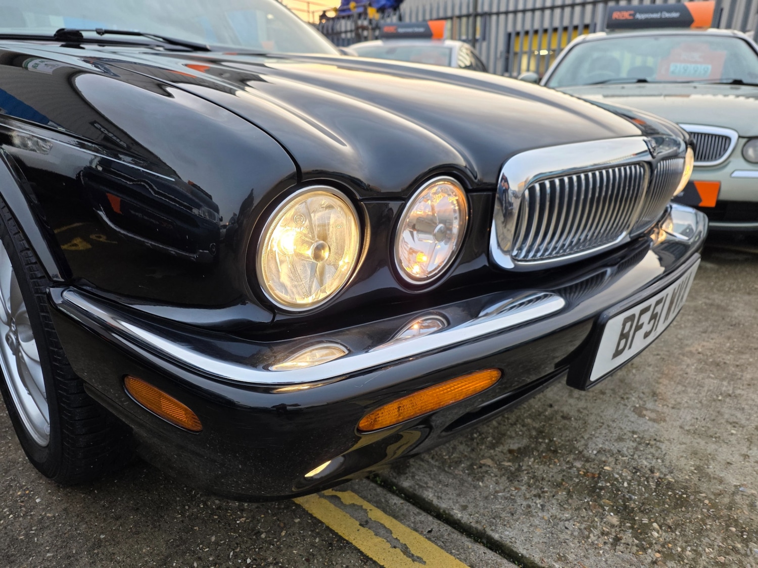 Used Jaguar XJ 2001 for sale - 76504902: Photo 25