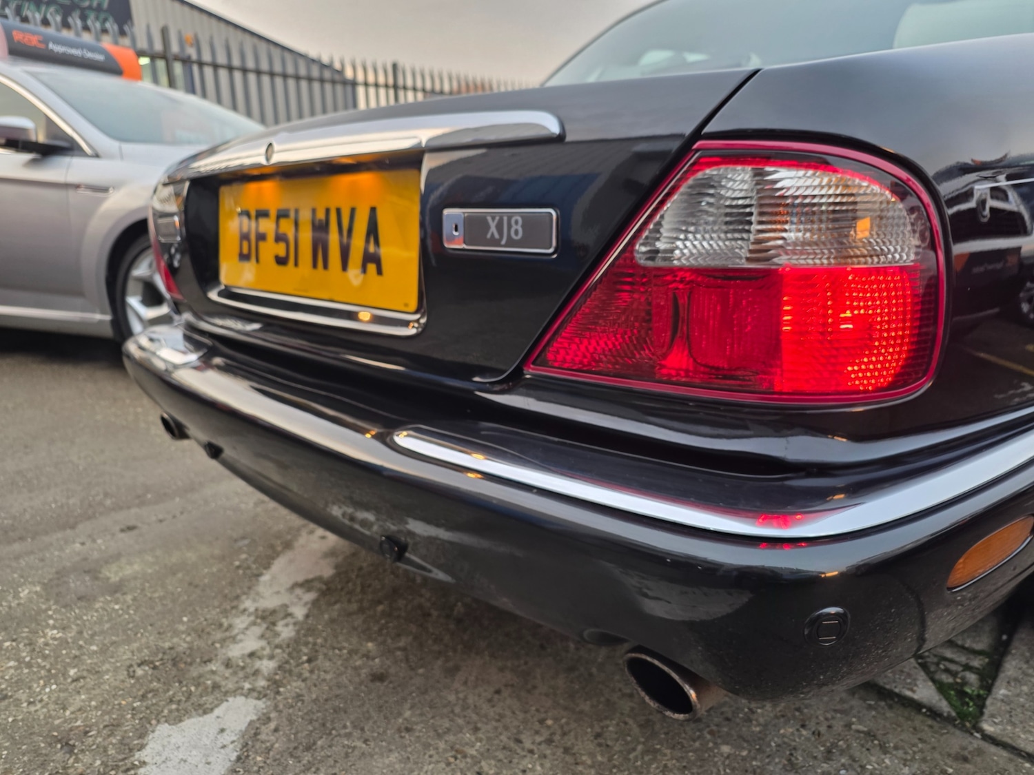 Used Jaguar XJ 2001 for sale - 76504902: Photo 27