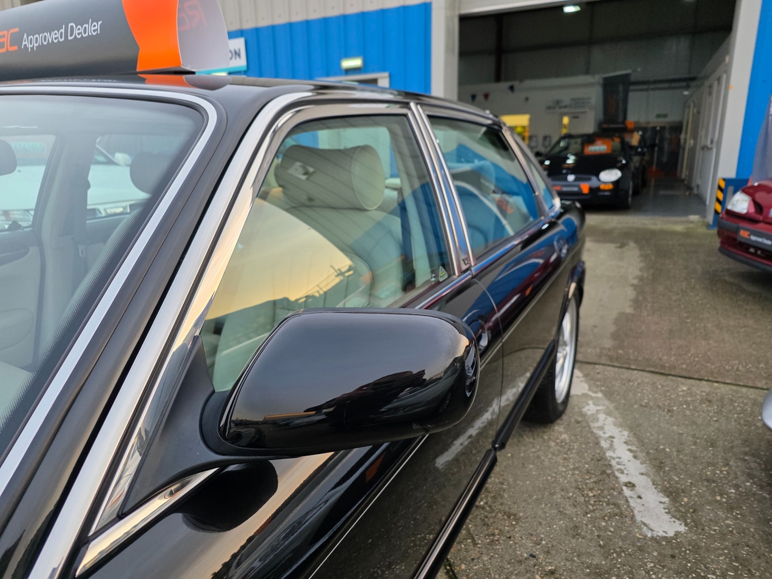 Used Jaguar XJ 2001 for sale - 76504902: Photo 31