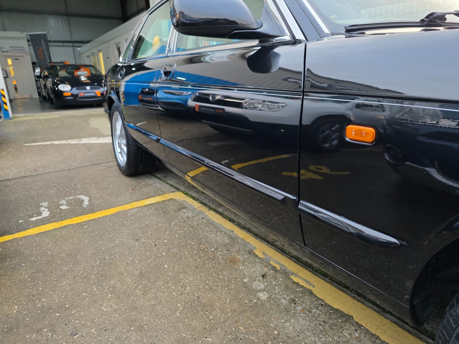 Used Jaguar XJ 2001 for sale - 76504902: Photo 38