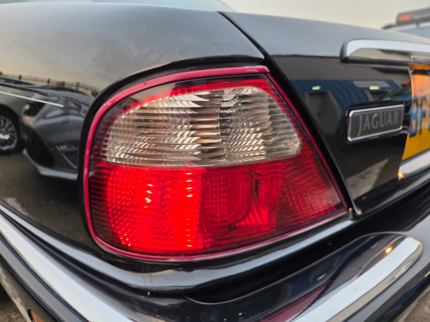 Used Jaguar XJ 2001 for sale - 76504902: Photo 43