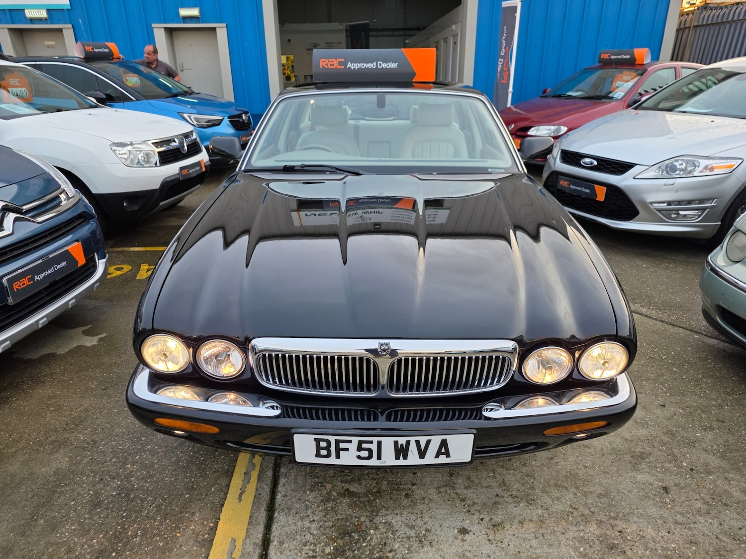 Used Jaguar XJ 2001 for sale - 76504902: Photo 45