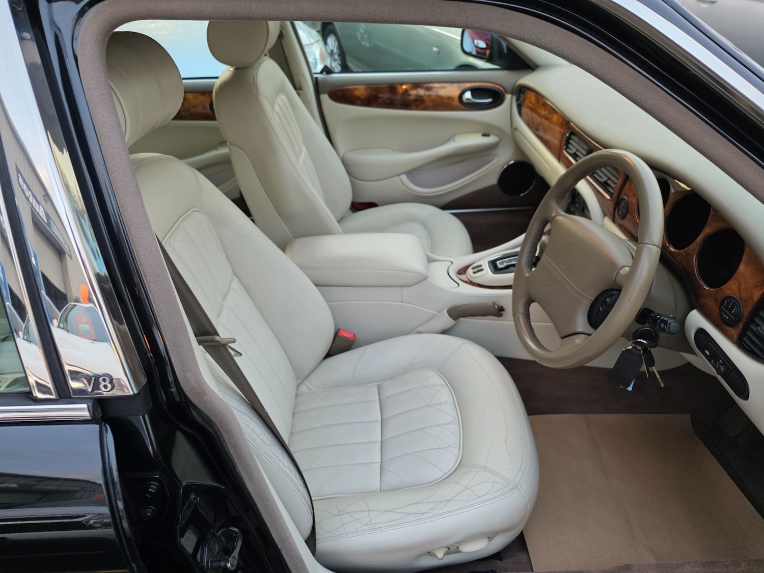 Used Jaguar XJ 2001 for sale - 76504902: Photo 46