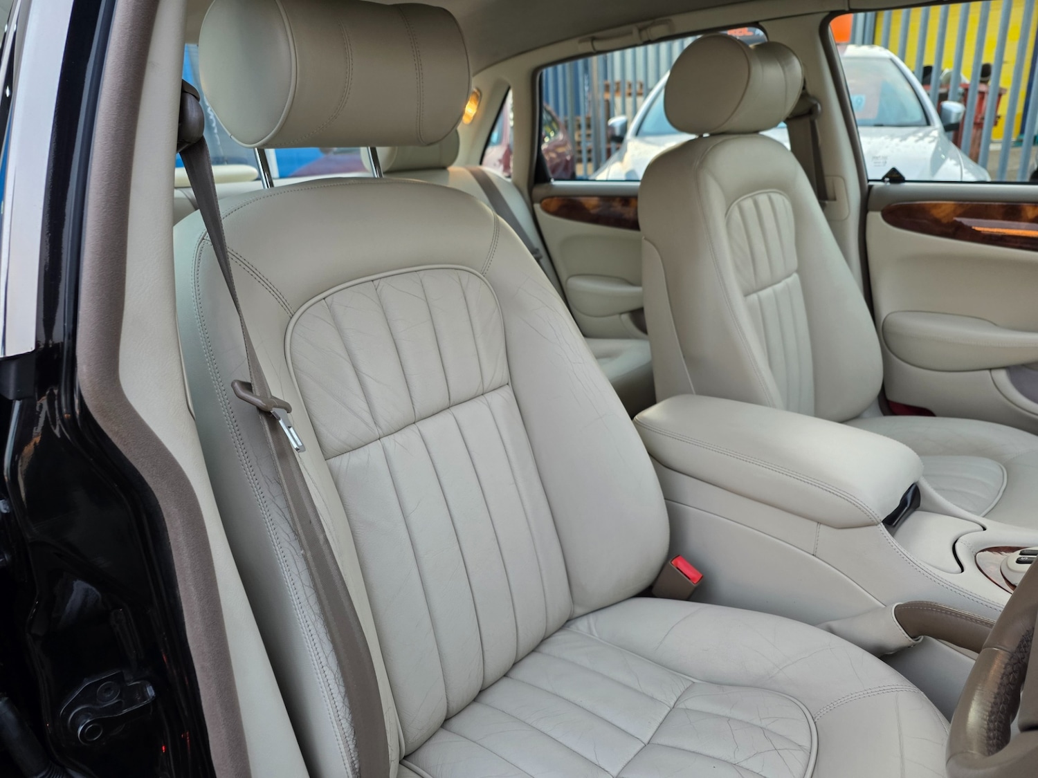 Used Jaguar XJ 2001 for sale - 76504902: Photo 49