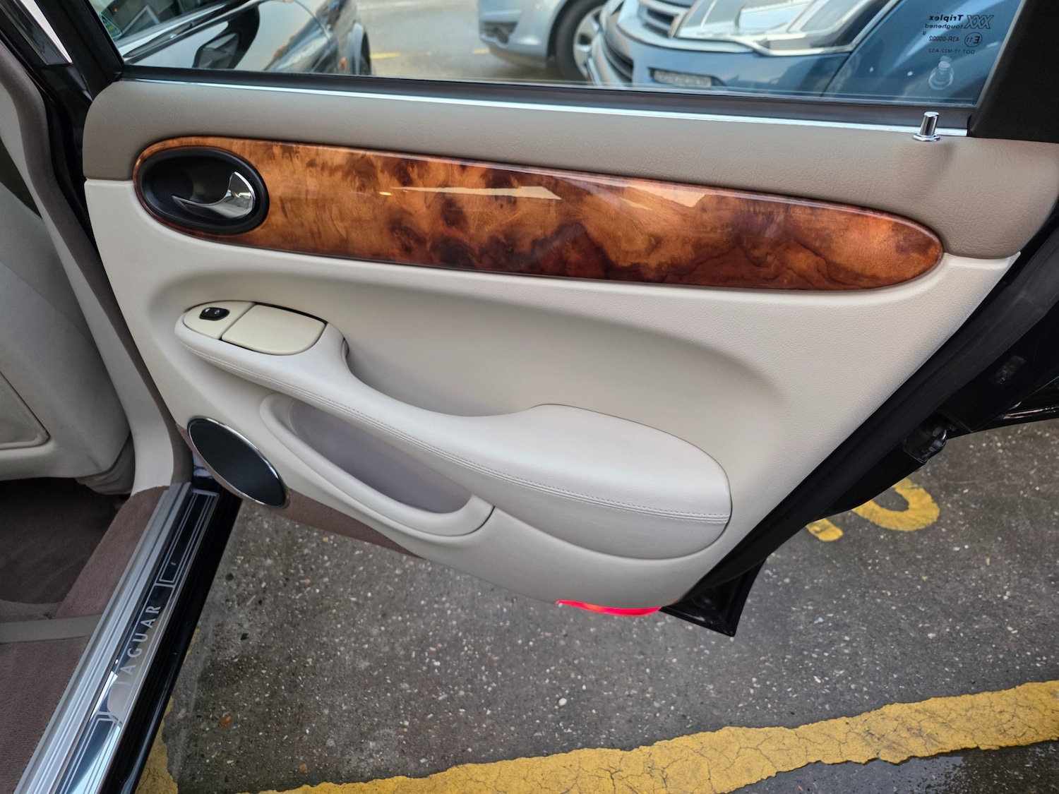 Used Jaguar XJ 2001 for sale - 76504902: Photo 59