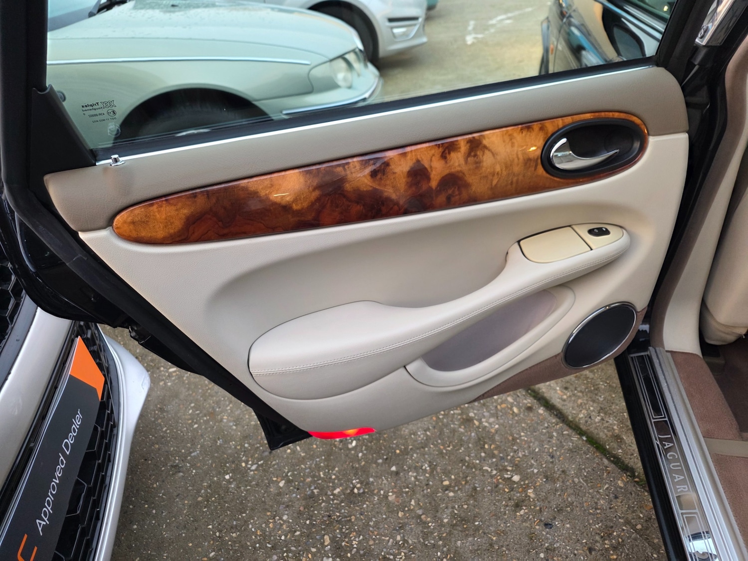 Used Jaguar XJ 2001 for sale - 76504902: Photo 60