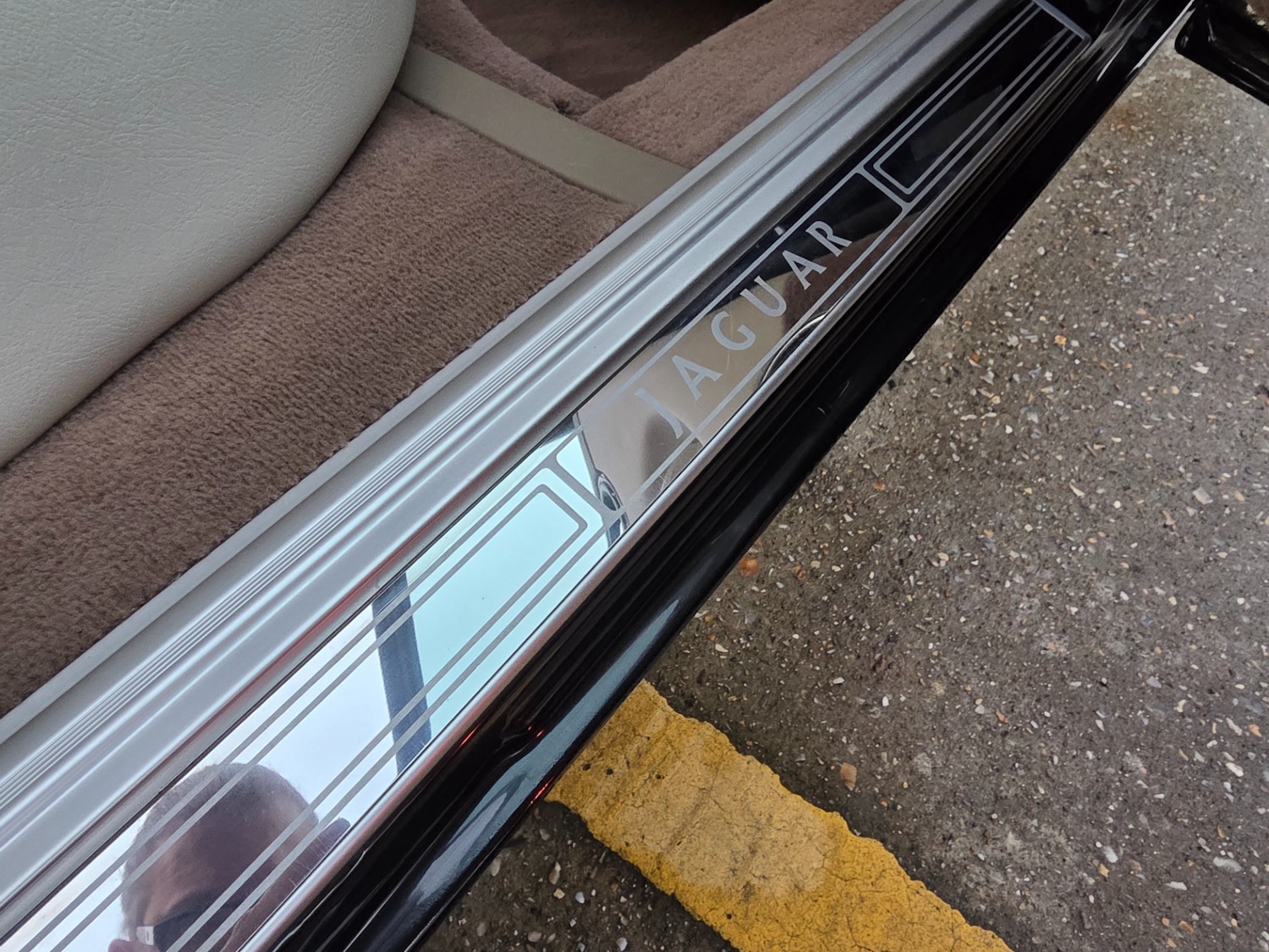 Used Jaguar XJ 2001 for sale - 76504902: Photo 61