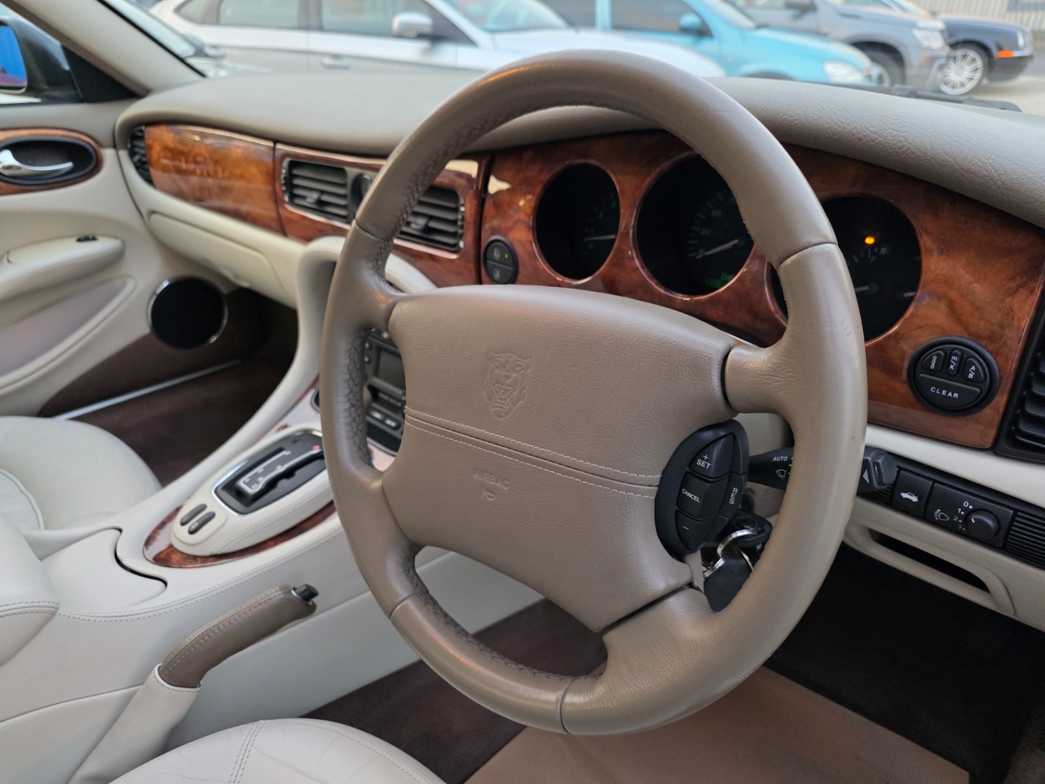 Used Jaguar XJ 2001 for sale - 76504902: Photo 63