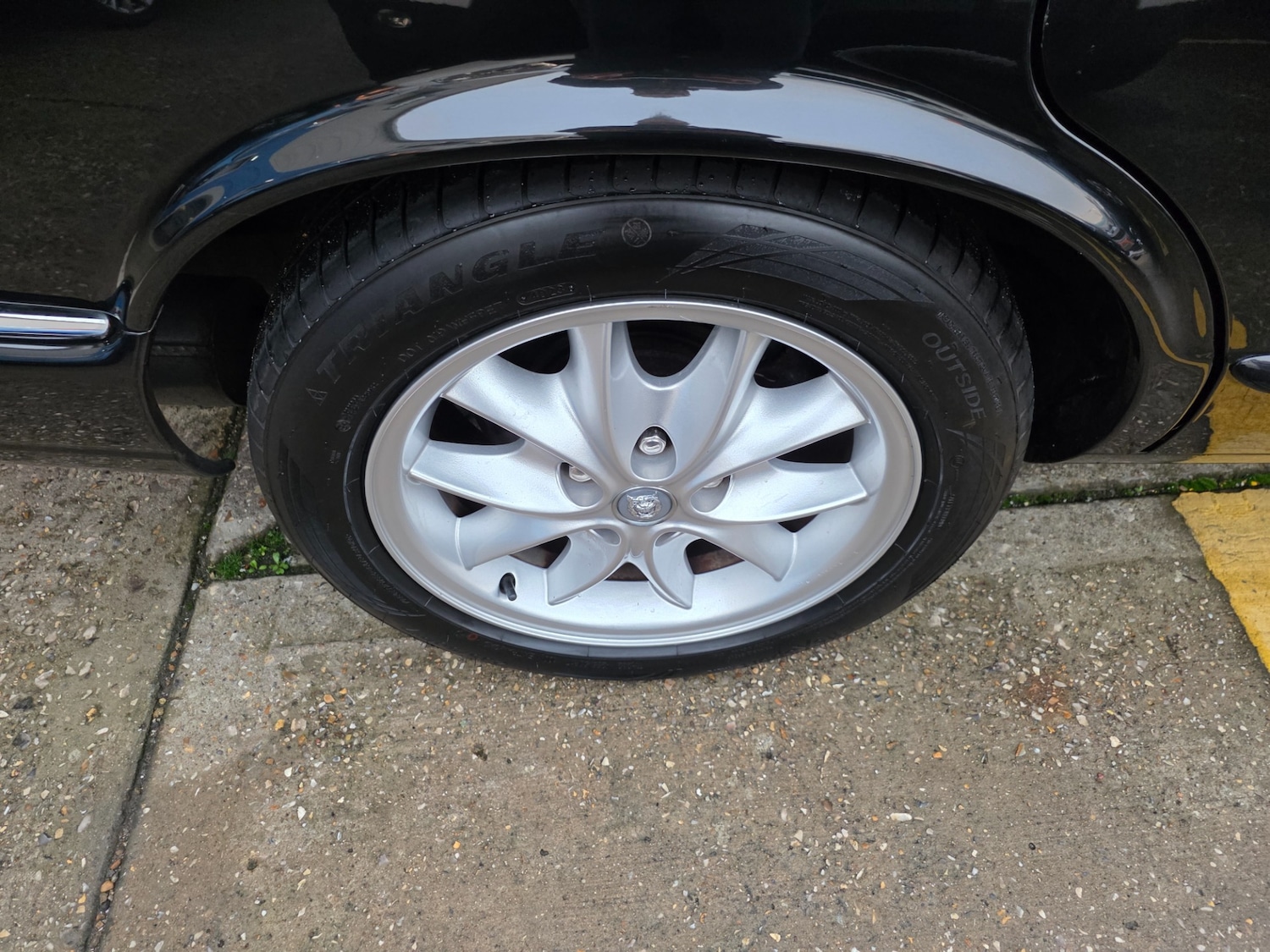 Used Jaguar XJ 2001 for sale - 76504902: Photo 86