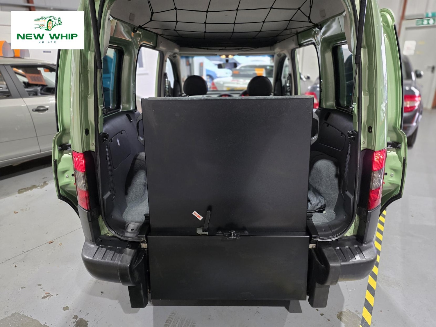 Used Vauxhall Combo 2010 for sale - 78046030: Photo 11