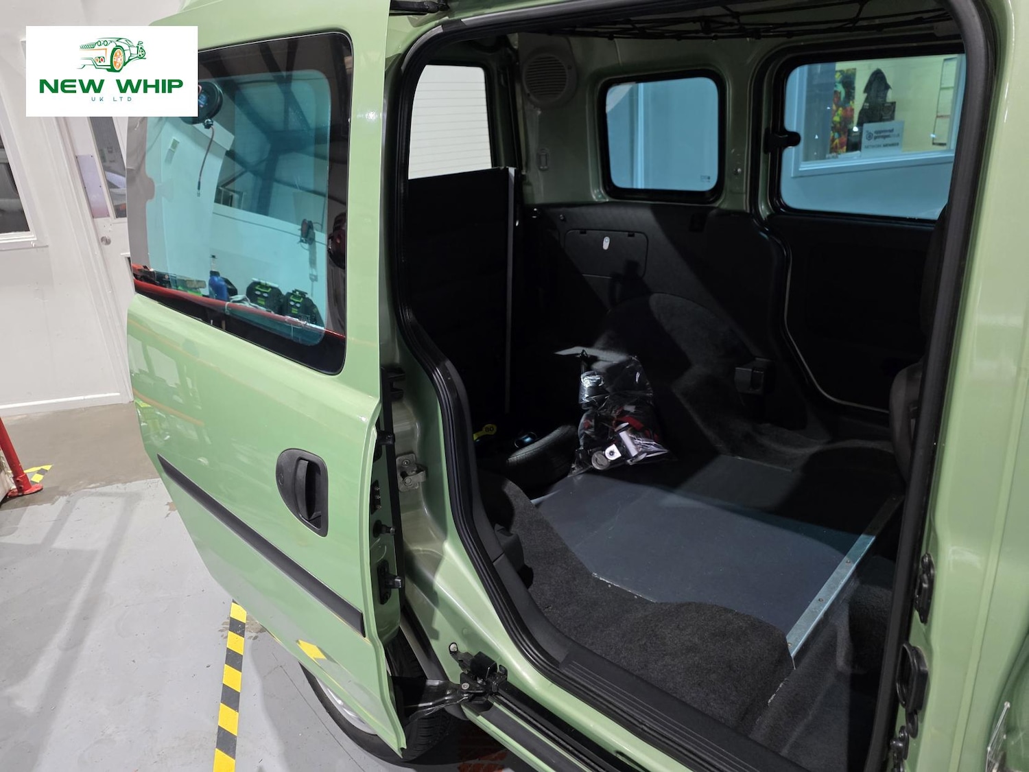 Used Vauxhall Combo 2010 for sale - 78046030: Photo 30