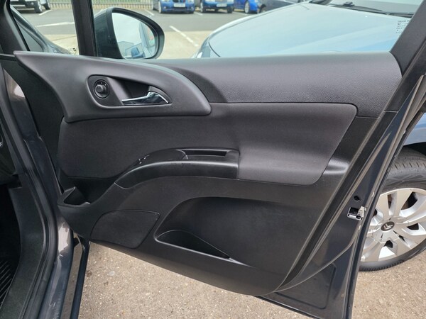 Used Vauxhall Meriva 2016 for sale - 76304600: Photo 56