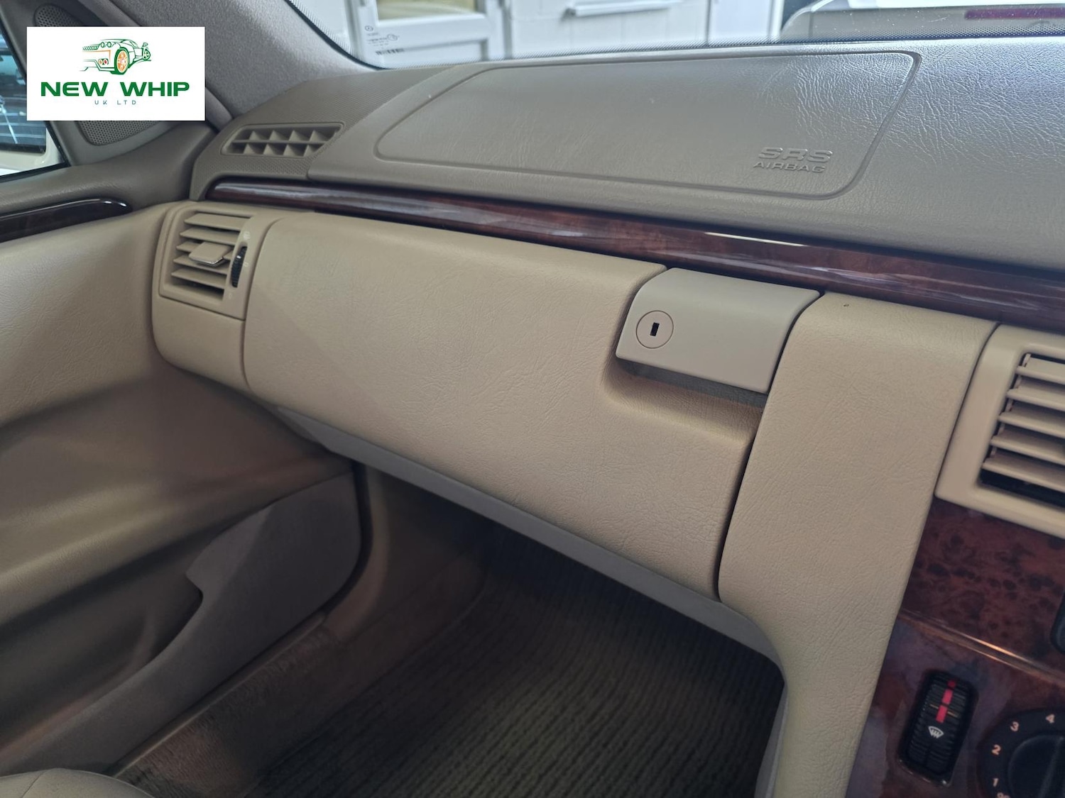 Used Mercedes-Benz E Class 1998 for sale - 76045610: Photo 11