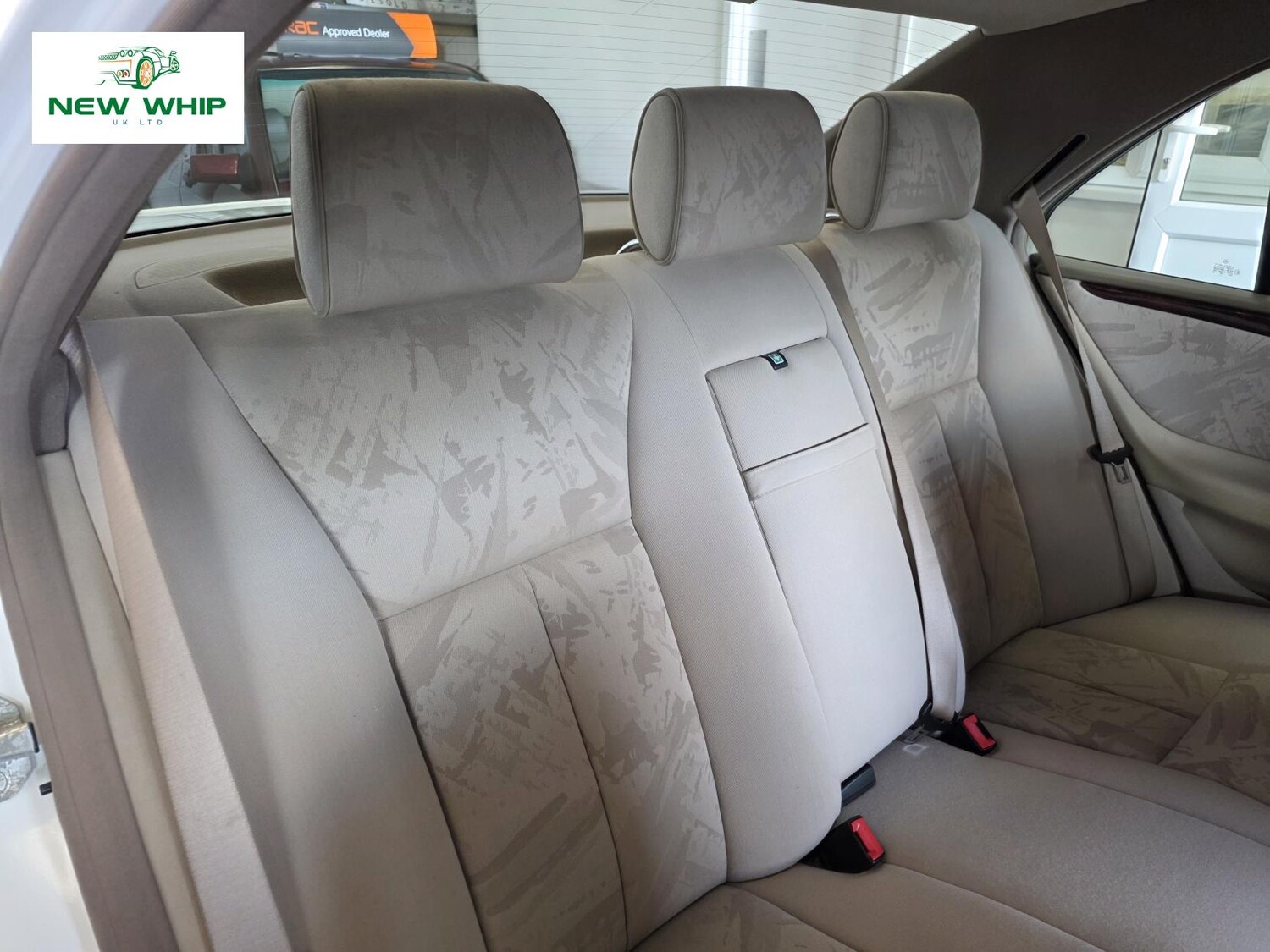 Used Mercedes-Benz E Class 1998 for sale - 76045610: Photo 22