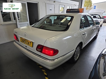 Used Mercedes-Benz E-Class 1998 for sale - 76045610: Photo