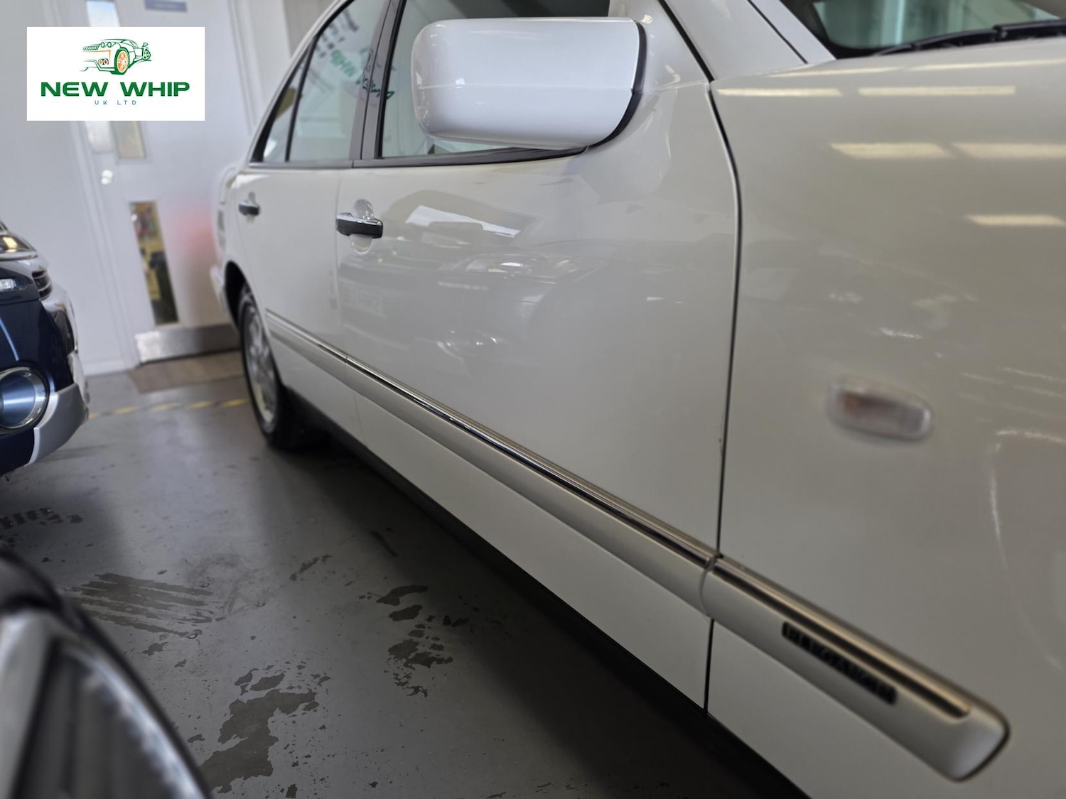 Used Mercedes-Benz E Class 1998 for sale - 76045610: Photo 32