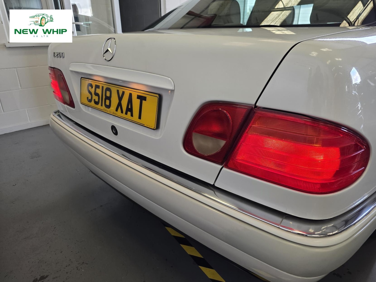 Used Mercedes-Benz E Class 1998 for sale - 76045610: Photo 38