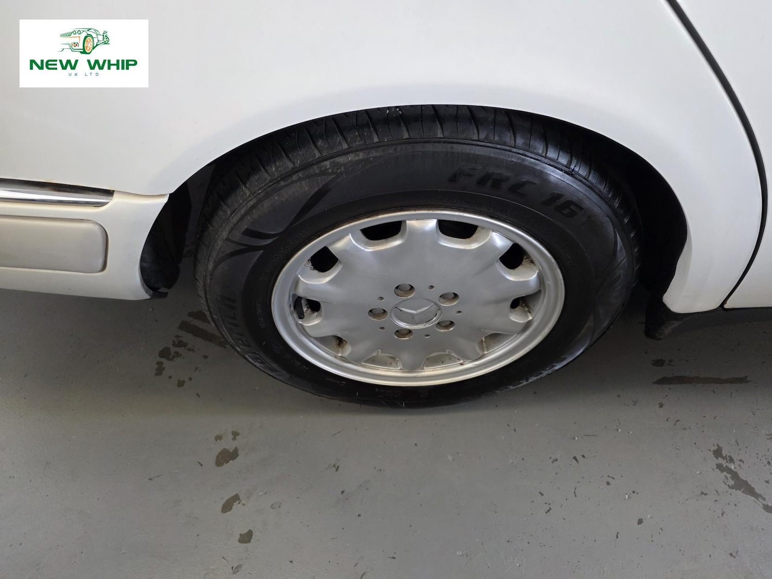 Used Mercedes-Benz E Class 1998 for sale - 76045610: Photo 50