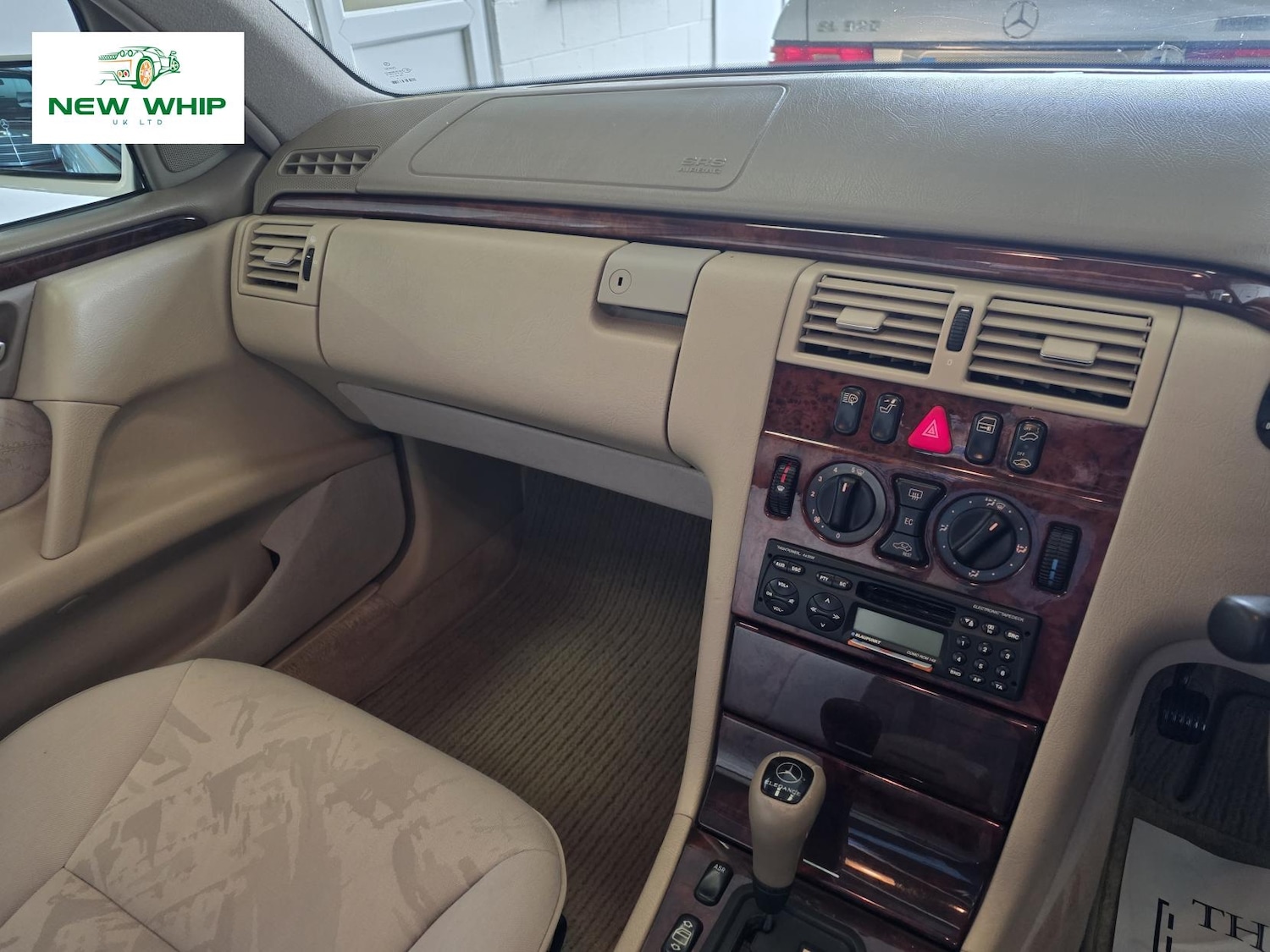 Used Mercedes-Benz E Class 1998 for sale - 76045610: Photo 9