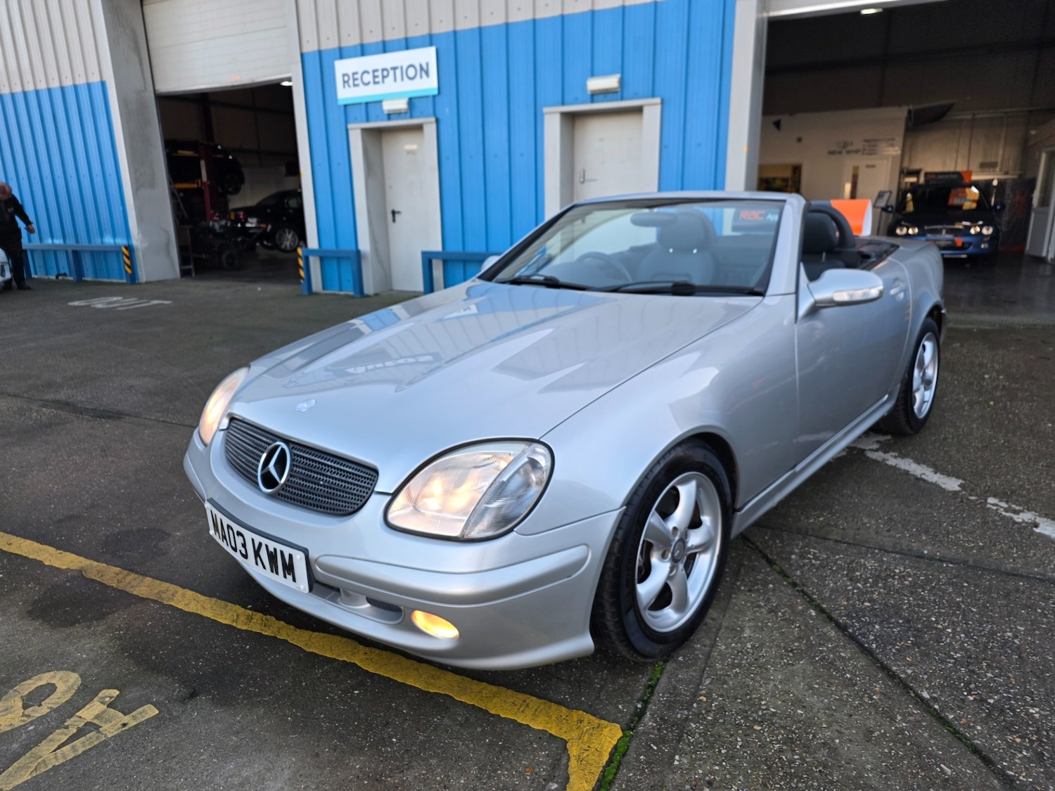 Used Mercedes-Benz SLK 2003 for sale - 76896723: Photo 1
